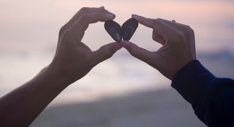 Comment gérer la distance dans un couple et entretenir la flamme ?